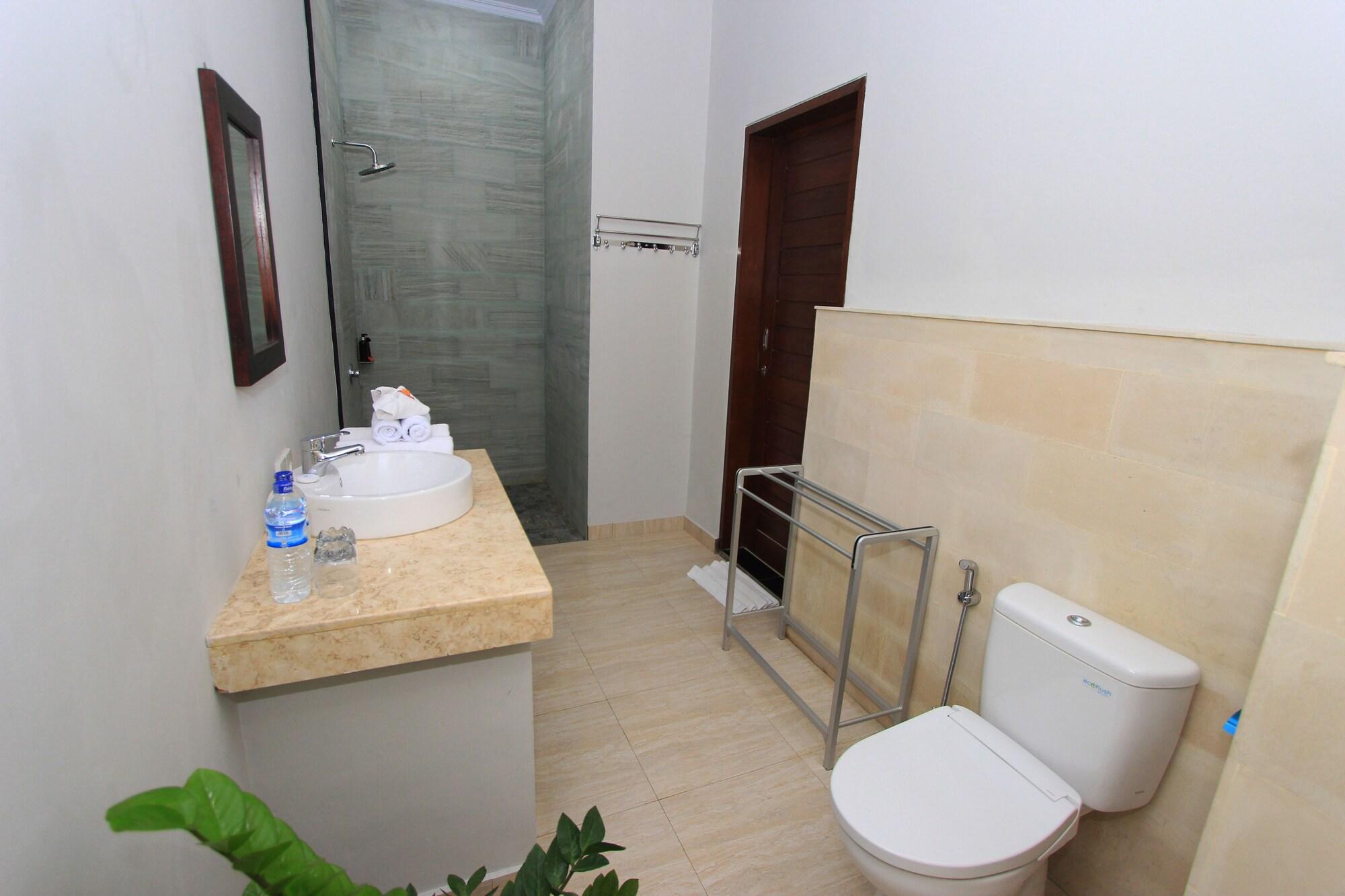 Gatra Ubud Inn מראה חיצוני תמונה