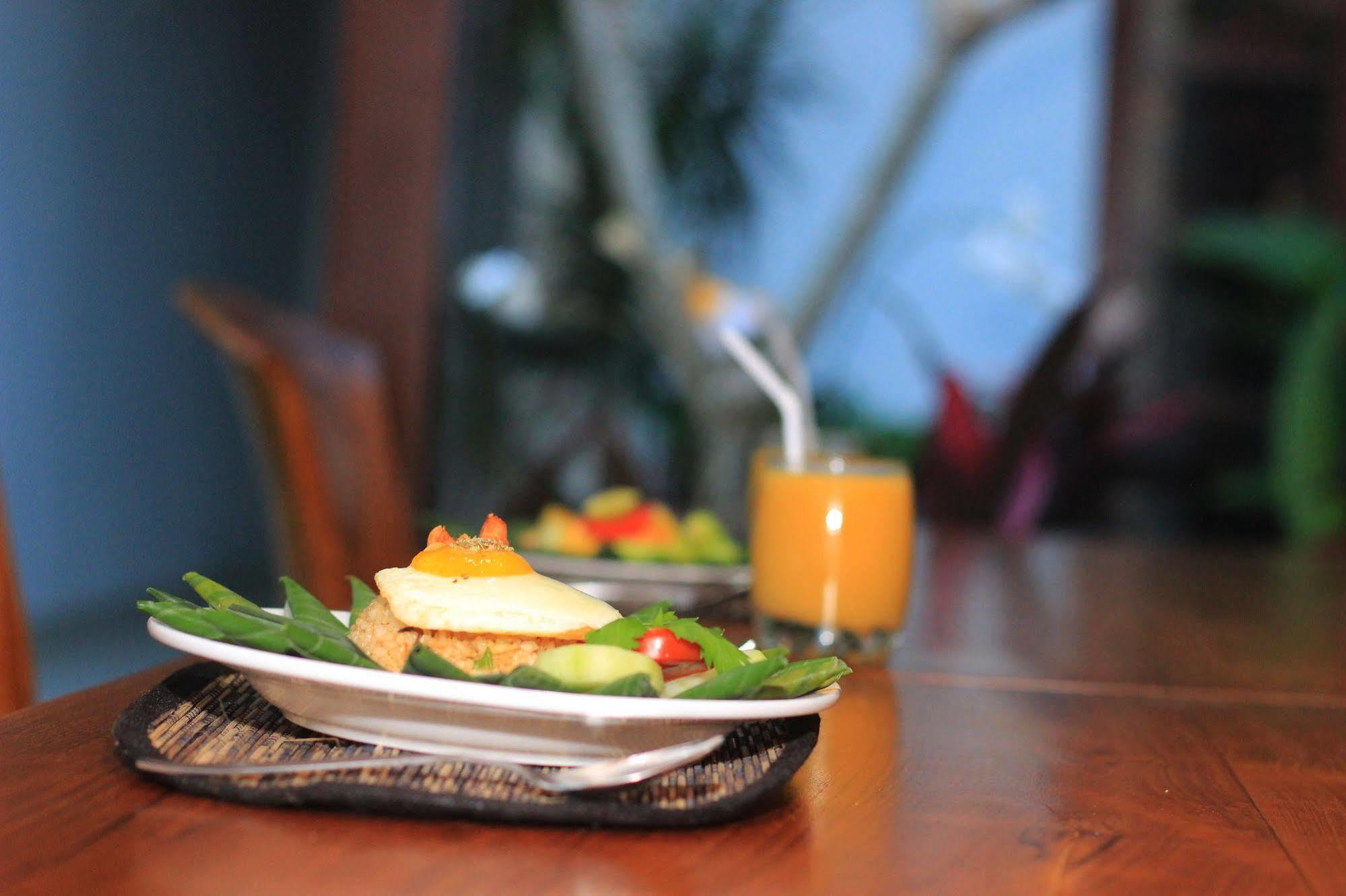 Gatra Ubud Inn מראה חיצוני תמונה